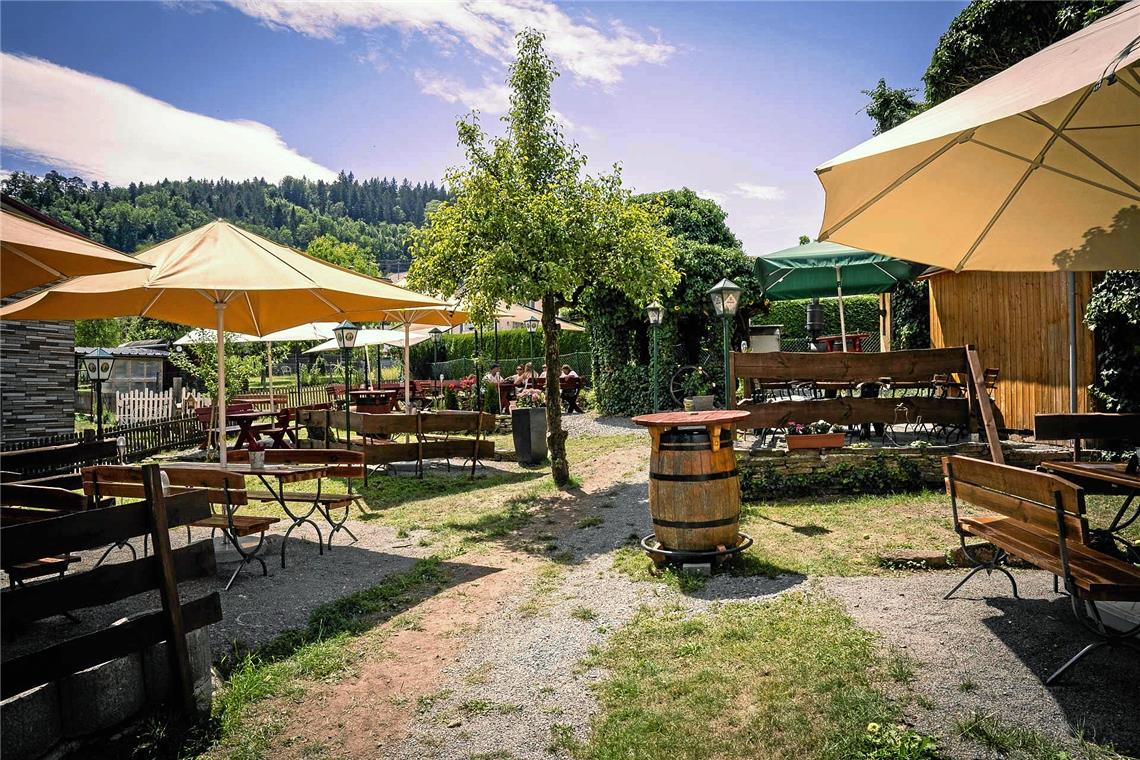 Die Gaststätte und Pension Eiche in der Fornsbacher Straße 14 in Murrhardt ist ein Traditionsbiergarten.