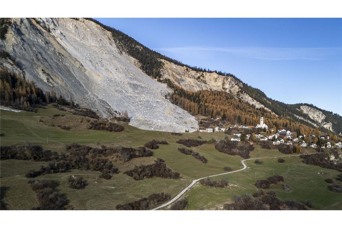 Geröll in Bewegung – Gefahr für Schweizer Dorf wächst Die Gefahr für Brienz wächst.