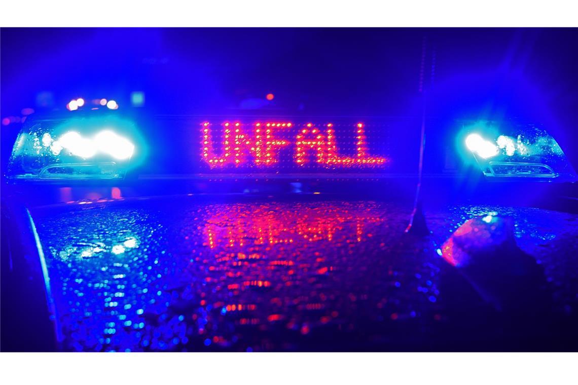 A65 in Richtung Karlsruhe nach Lkw-Unfall gesperrt