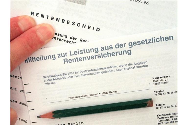 Die Gesamtkosten für die Grundrente sollen unter zwei Milliarden Euro bleiben. Darauf pocht nach Informationen der Deutschen Presse-Agentur die Union. Foto: Jens Kalaene/dpa-Zentralbild/dpa