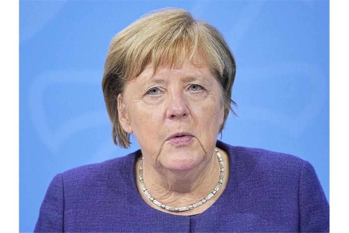 Die geschäftsführende Kanzlerin Angela Merkel und äußert sich zur aktuellen Corona-Lage. Foto: Michael Kappeler/dpa POOL/dpa