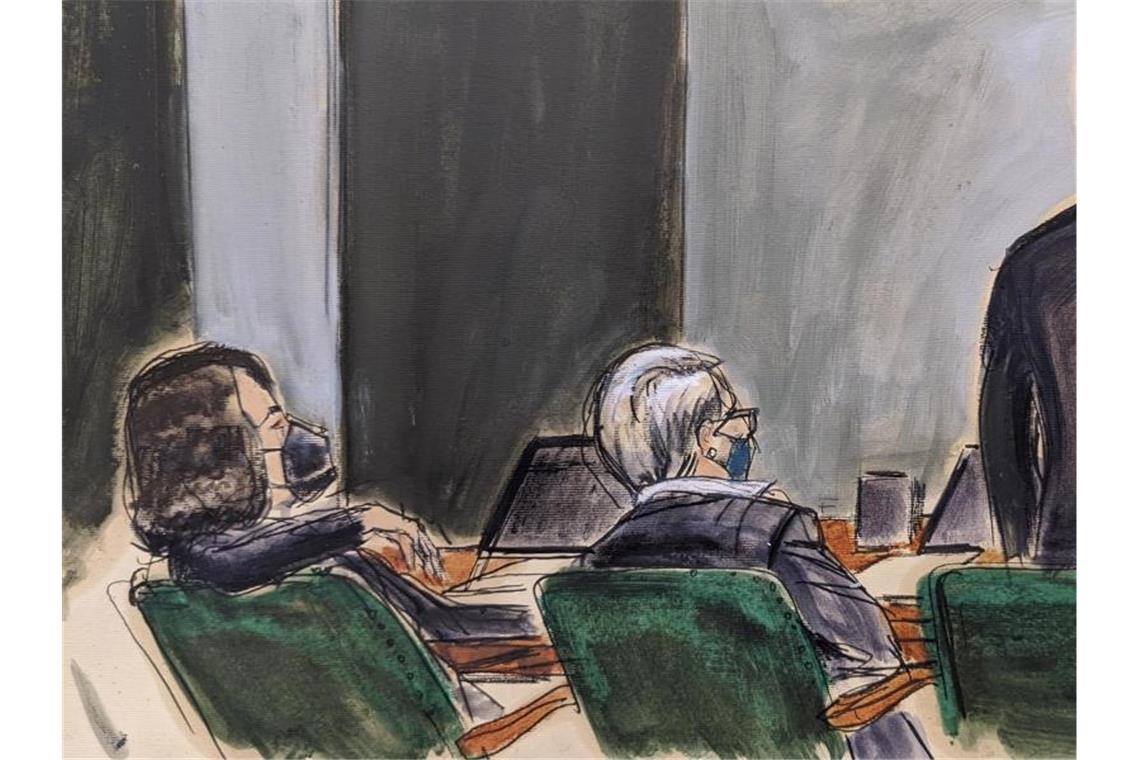 Lange Beratungen im Maxwell-Prozess - Richterin macht Druck Die Geschworenen haben noch immer kein Urteil gefällt. Foto: Elizabeth Williams/AP/dpa
