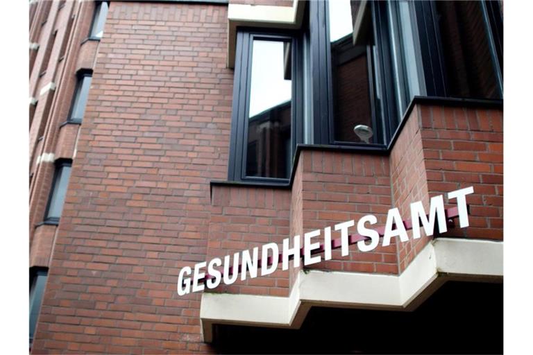 Die Gesundheitsämter sind vielerorts überlastet. Foto: Jonas Güttler/dpa