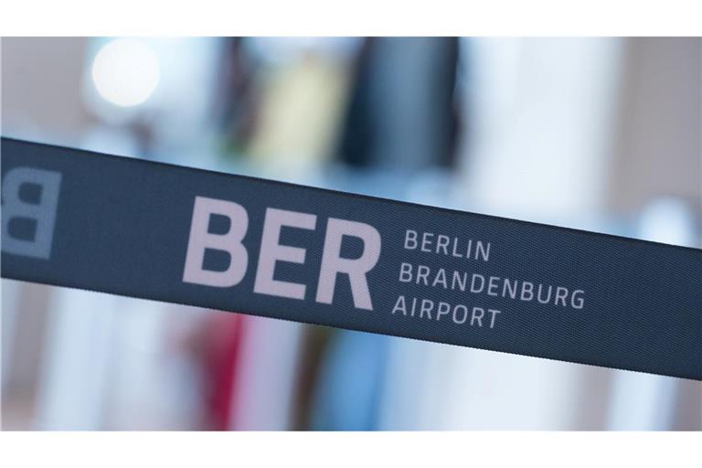 Die Gewerkschaft Verdi hat zu einem Warnstreik bei der Flughafengesellschaft Berlin-Brandenburg aufgerufen.