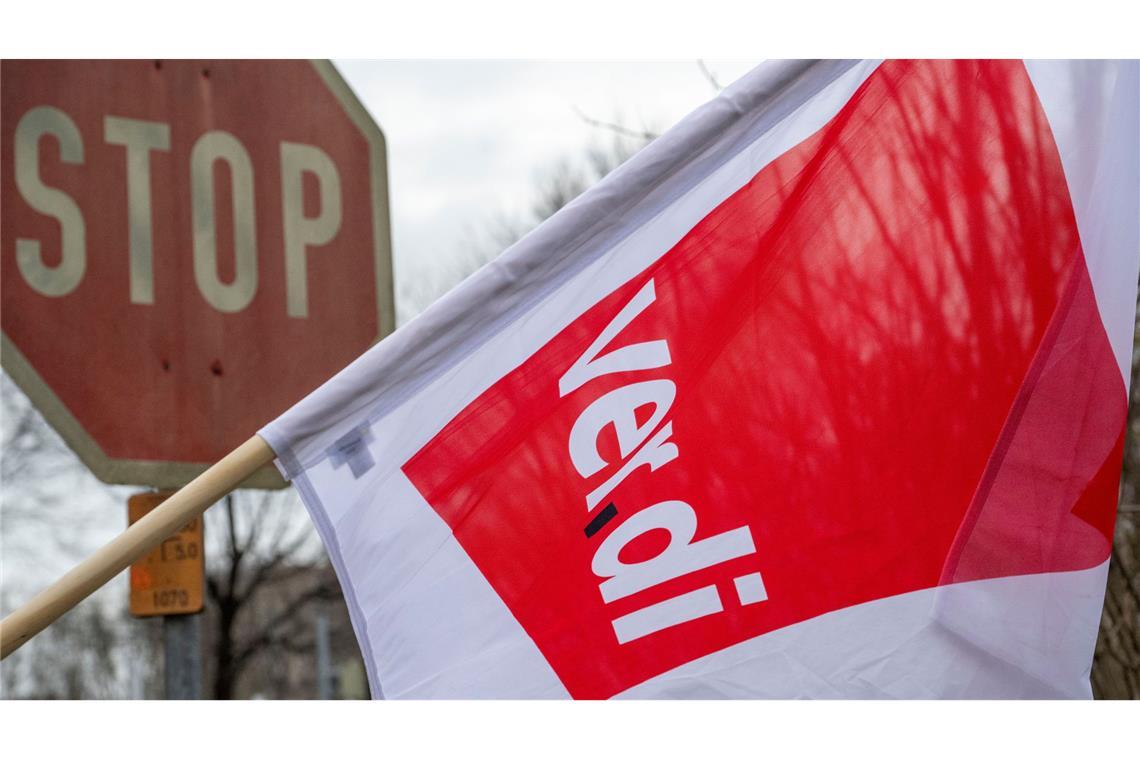 Die Gewerkschaft Verdi ruft zu einem zweitägigem Warnstreik im Ulmer Nahverkehr auf (Archivbild).