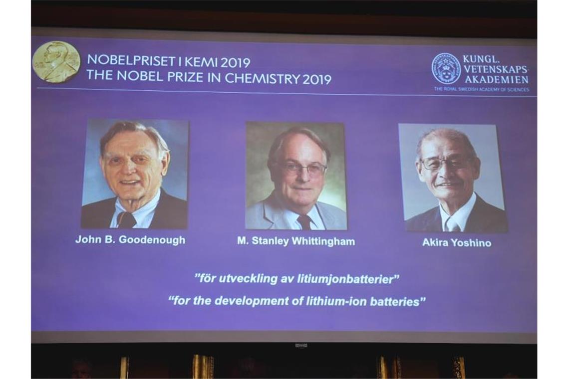 Die Gewinner des Chemie-Nobelpreises 2019: John B. Goodenough (l-r), M. Stanley Whittingham und Akira Yoshino. Foto: Naina Helen Jama/TT News Agency/dpa