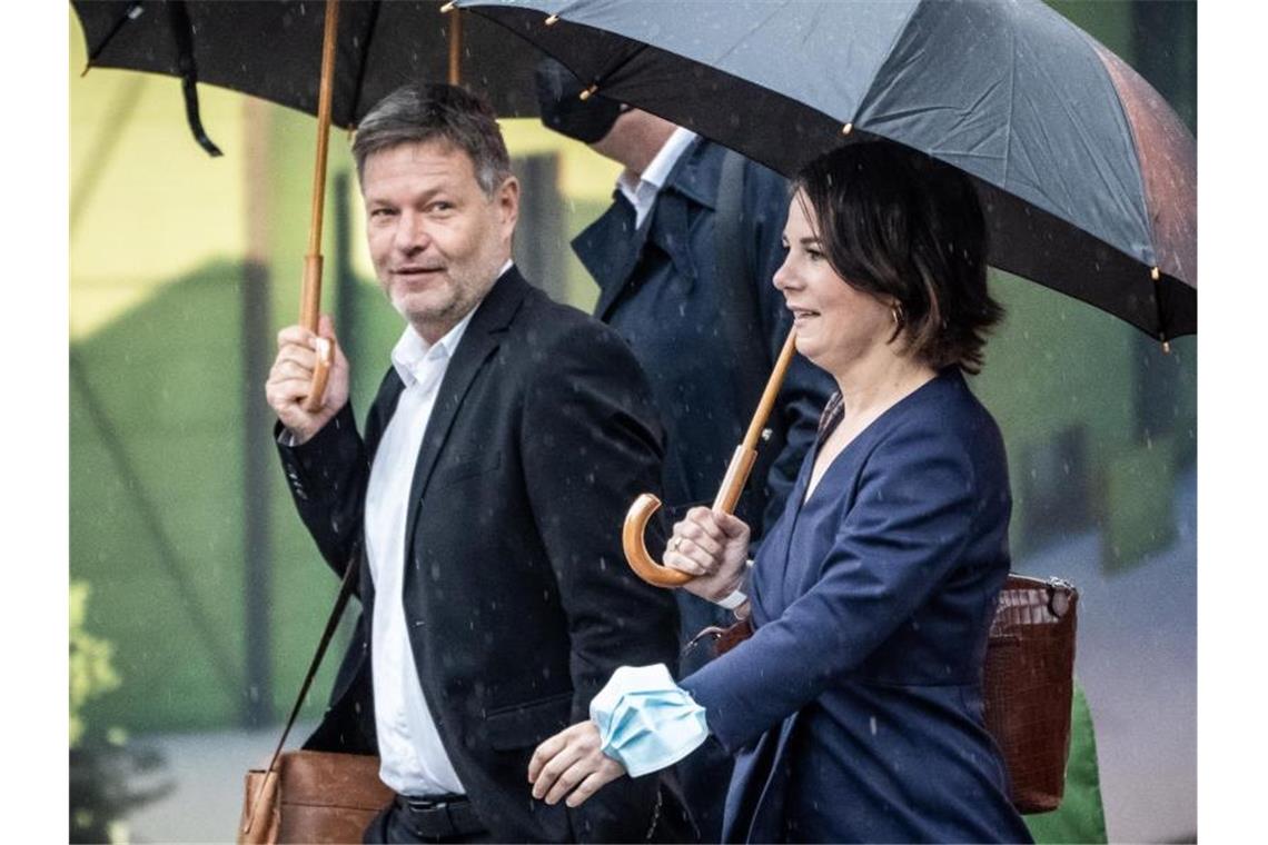 Nach Sondierungsdurchlauf wieder Grüne und FDP am Zug Die Grünen-Vorsitzenden Robert Habeck und Annalena Baerbock. Foto: Michael Kappeler/dpa