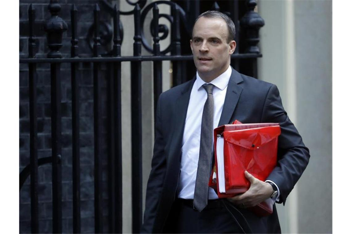 Premierministerin May gibt Amt als Parteichefin ab Die härteste Linie in Sachen EU-Austritt fährt Ex-Brexit-Minister Dominic Raab. Foto: Matt Dunham/AP