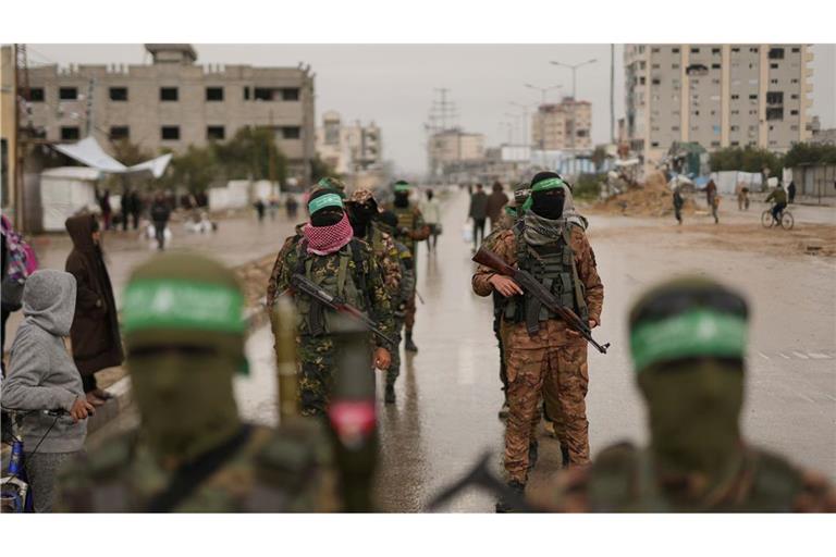 Die Hamas will eine weitere Geisel freilassen. (Archivbild)
