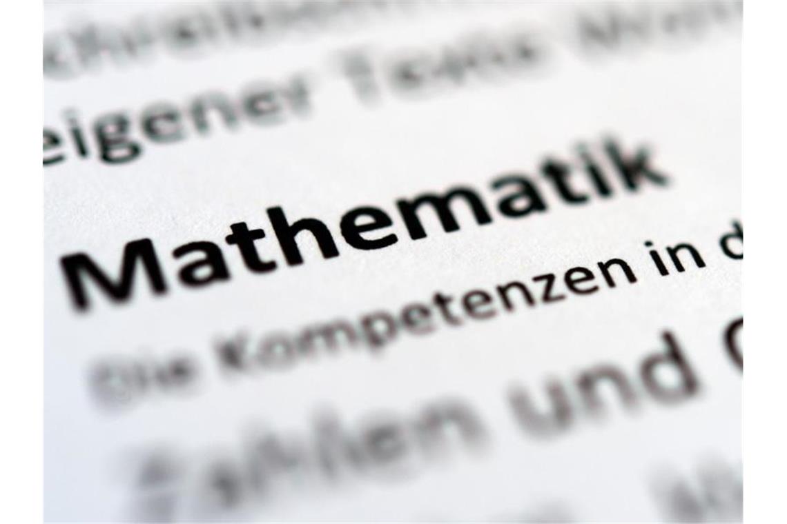 Die Hamburger Schulbehörde hatte bestätigt, dass zwei der vier Mathematik-Abituraufgaben des grundlegenden Niveaus zu schwer gewesen seien. Foto: Sebastian Gollnow