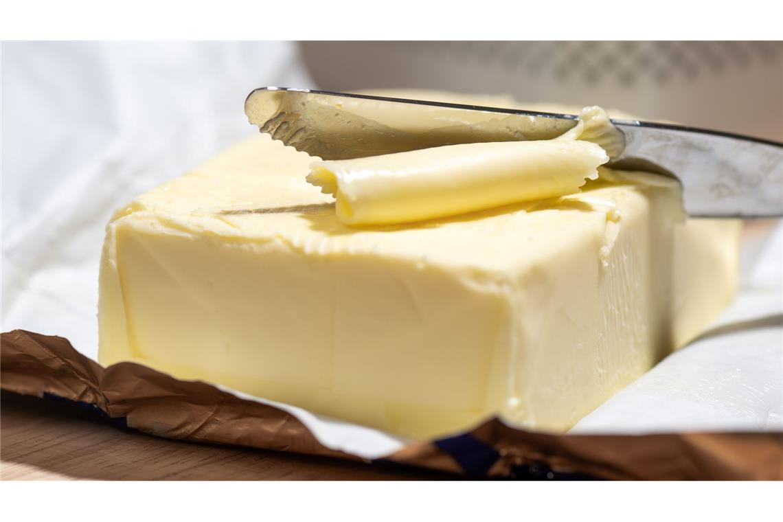 Die Handelsketten reduzierten den Preis für ein 250-Gramm-Stück Deutscher Markenbutter der Eigenmarken zuletzt auf 99 Cent. (Symbolbild)