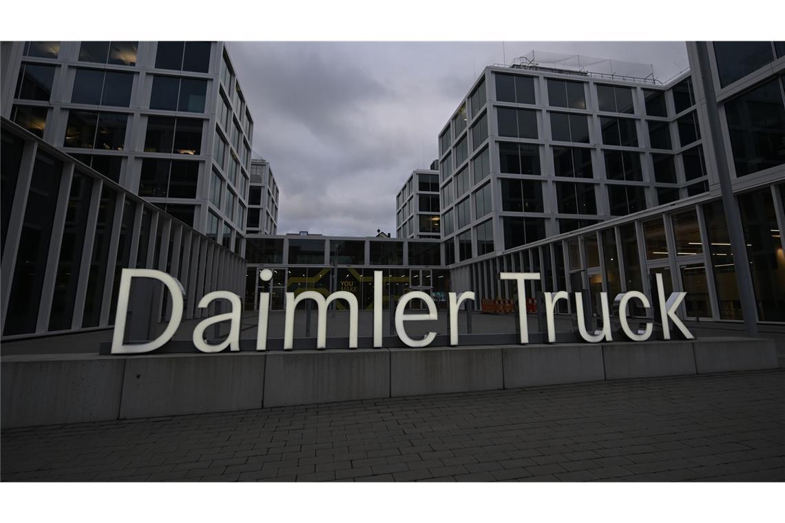 Daimler Truck und IG Metall schließen Zukunftstarifvertrag ab Die Hauptzentrale von Daimler Truck befindet sich in Leinfelden-Echterdingen (Symbolbild).