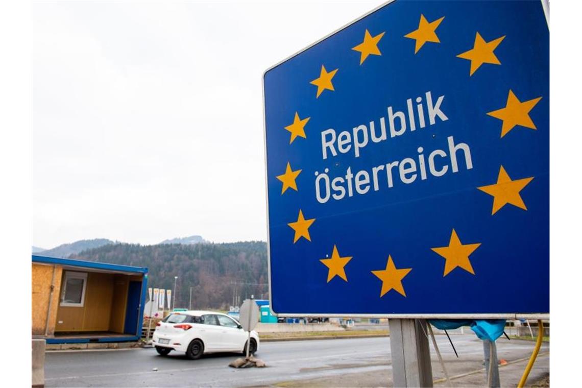 Österreich wird Hochrisikogebiet Die Hochstufung aufgrund hoher Corona-Infektionszahlen betrifft fast ganz Österreich. Foto: Lennart Preiss/dpa