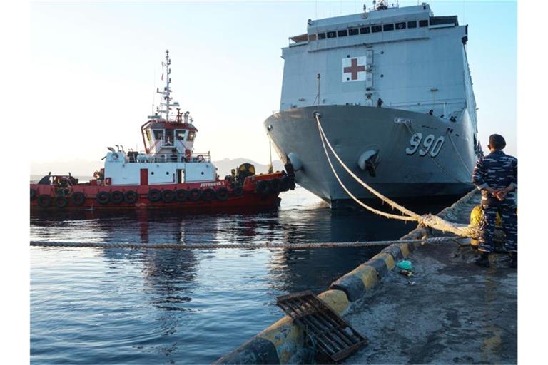 Die indonesische Marine ist auf der Suche nach der „KRI Nanggala-402“. Foto: Kurniawan/Xinhua/dpa