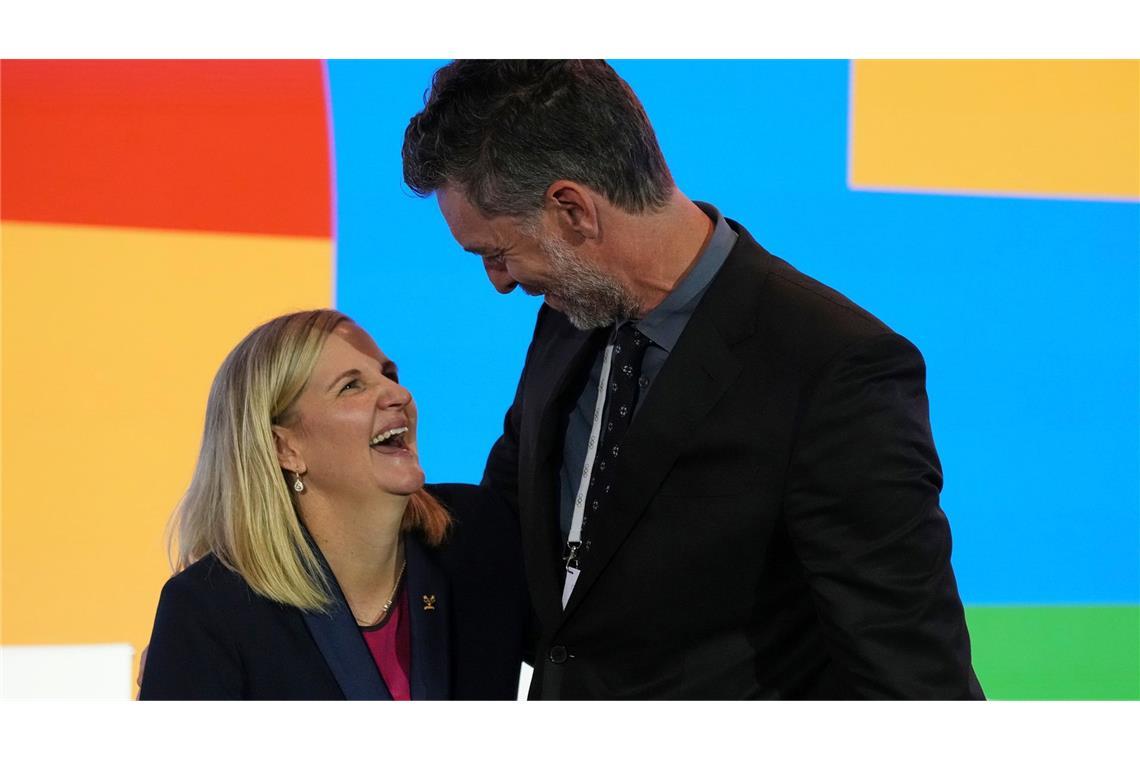 Die IOC-Spitzen Kirsty Coventry und Pau Gasol sehen den Athleten-Zuschuss als historisch. (Archivbild)