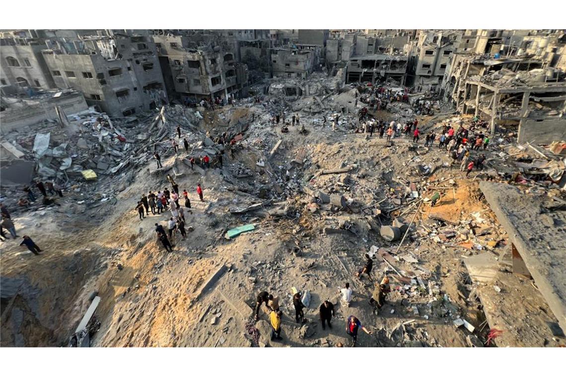 Leuchtraketen gehen auf Anwesen von Netanjahu nieder Die israelische Armee setzte ihre Angriffe gegen die Hamas auch in Dschabalija im Norden des Gazastreifens fort. (Archivbild)