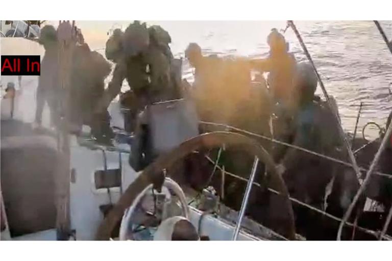 Die israelische Militäraktion gegen die Global Sumud Flotilla aus mehr als 40 privaten Motor- und Segelbooten dauerte die ganze Nacht über bis zum Morgen an.