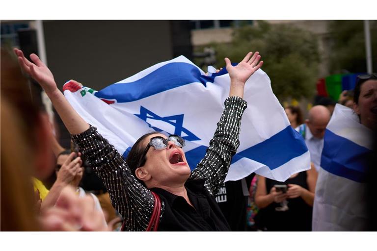 Die israelische Regierung hat dem Abkommen mit der islamischen Hamas zugestimmt.