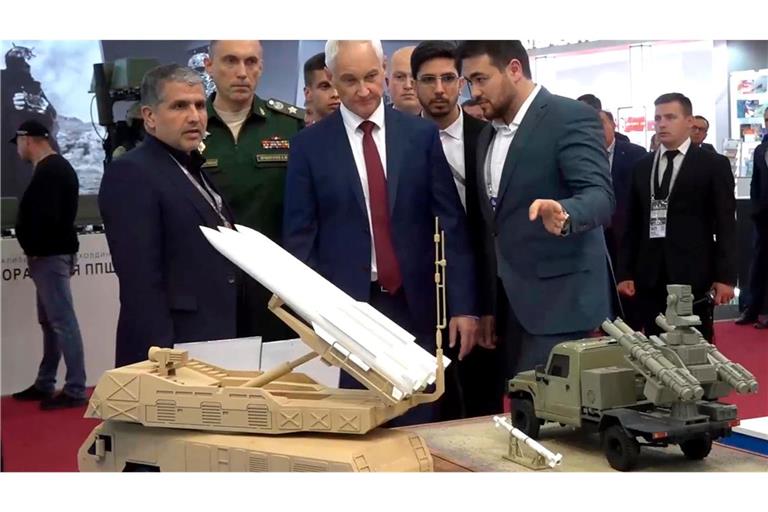 Die jährliche Waffenschau beim Militärforum nahe Moskau gilt als wichtige Präsentationsplattform für die russische Rüstungsindustrie. (Archivbild)