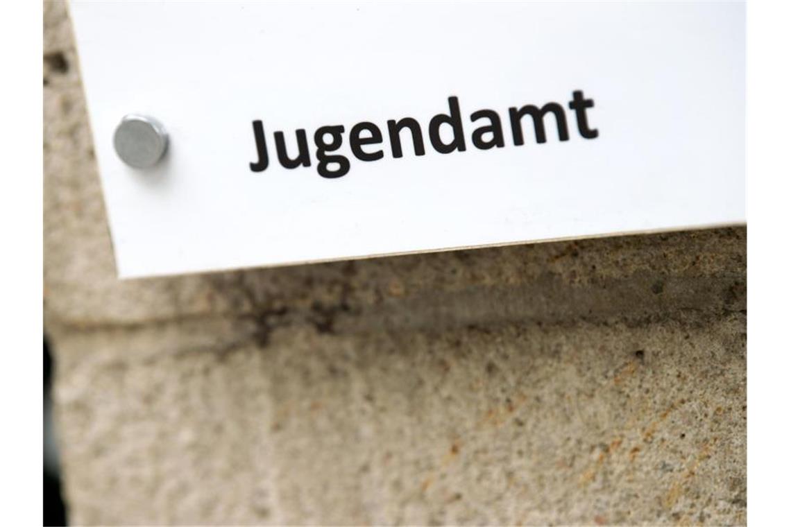 Die Jugendämter mussten 2018 wegen Gewalt häufiger Kinder aus Familien nehmen. Foto: Arno Burgi