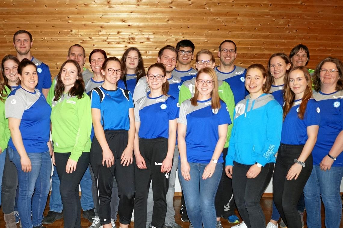 SGW kooperiert nun mit Rudersberg Die Jugendtrainer der SG Weissach im Tal und des TSV Rudersberg freuen sich auf die neue Zusammenarbeit. Das gemeinsame Foto wurde noch vor der Coronapandemie gemacht. Foto: privat