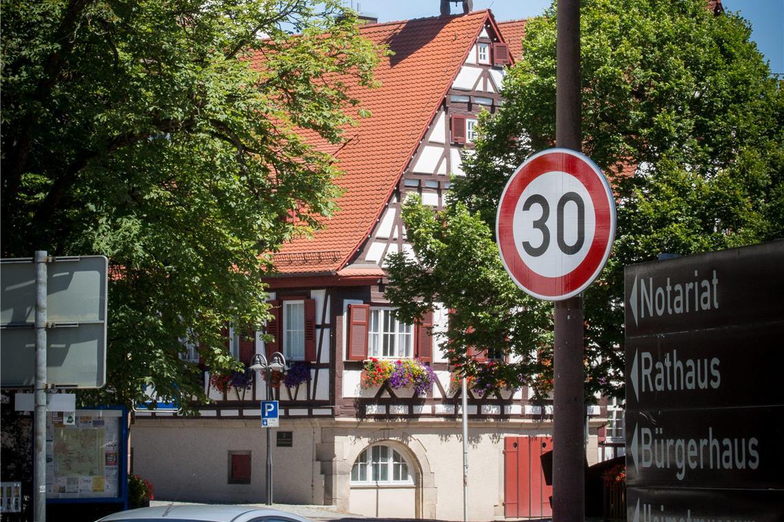 Die Kanalisation am Marktplatz soll teilweise saniert werden. Archivfoto: Alexander Becher