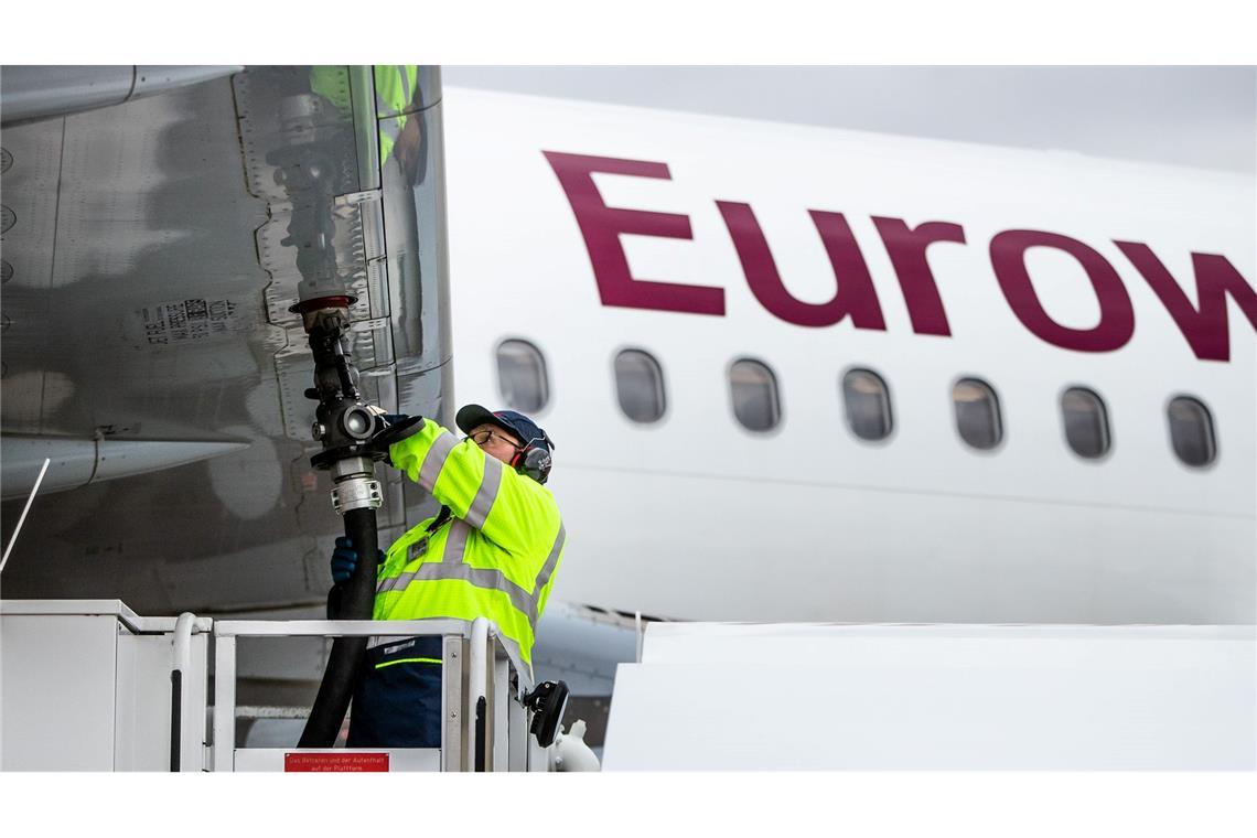 Kerosin für Urlaubsflieger könnte knapp werden