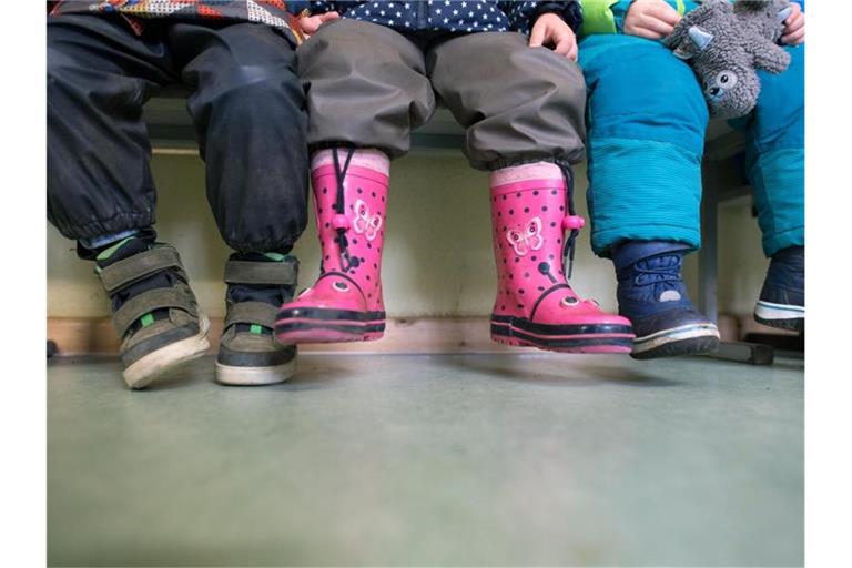 Die Kindertagesstätte mit rund 20 Jungen und Mädchen ist geschlossen worden. Foto: Ralf Hirschberger/dpa-Zentralbild/dpa