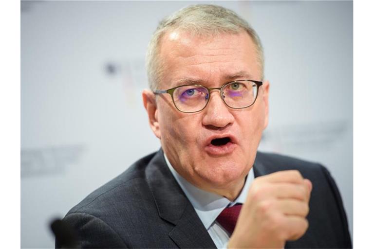 „Die Kirche hat gezeigt, dass sie es allein nicht kann“, sagt der Geschäftsführer des „Eckigen Tischs“, Matthias Katsch. Foto: Gregor Fischer/dpa