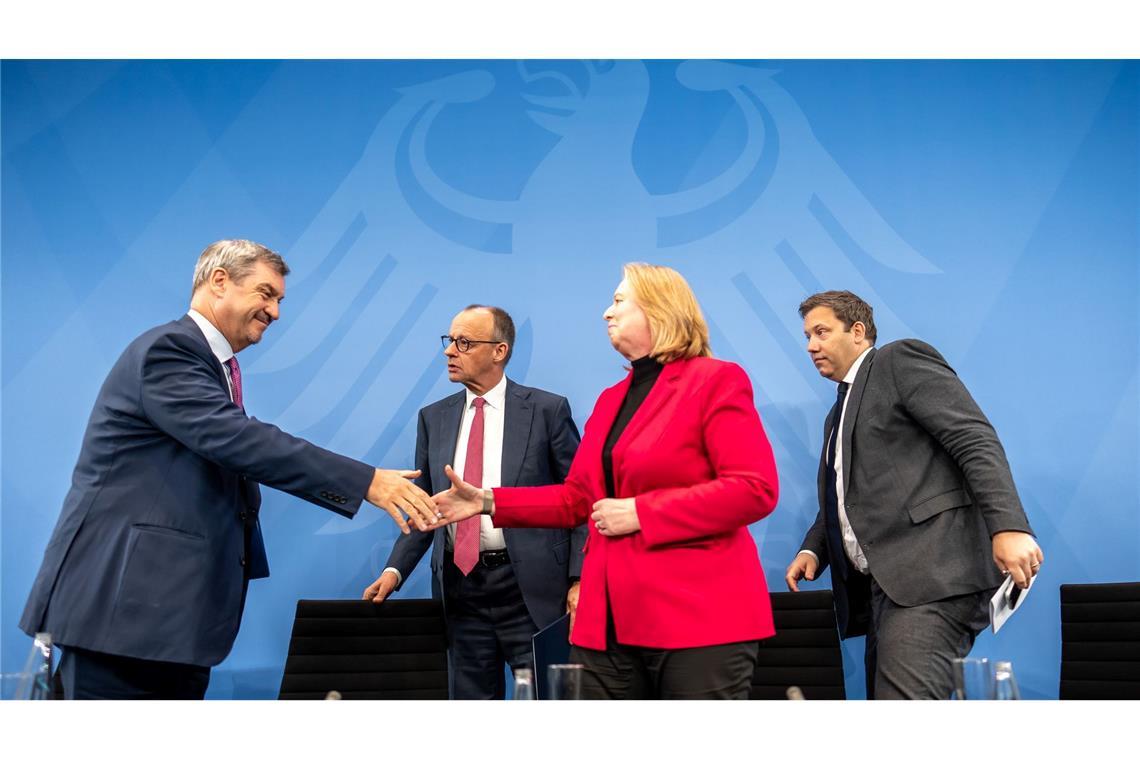 Die Koalition will kleine und mittlere Einkommen entlasten. (Archivbild)