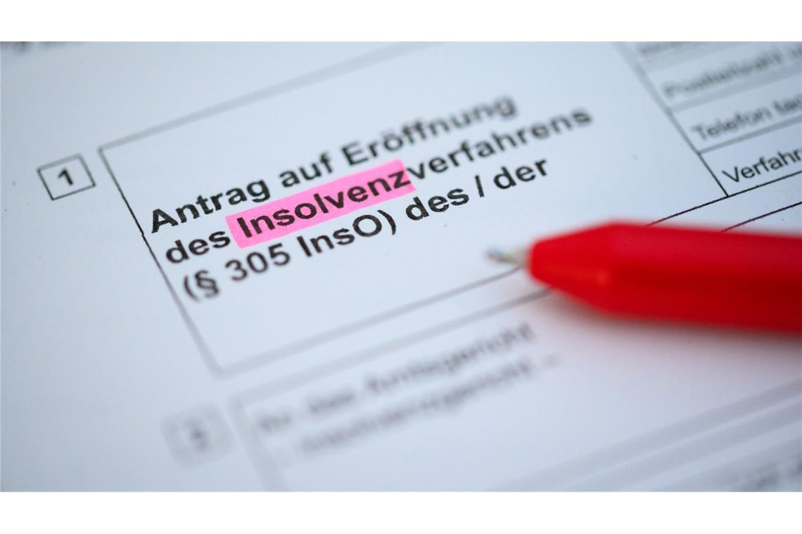 Die konjunkturelle Dauerkrise hat die Zahl der Firmenpleiten in Deutschland 2025 auf den höchsten Stand seit 2014 getrieben.