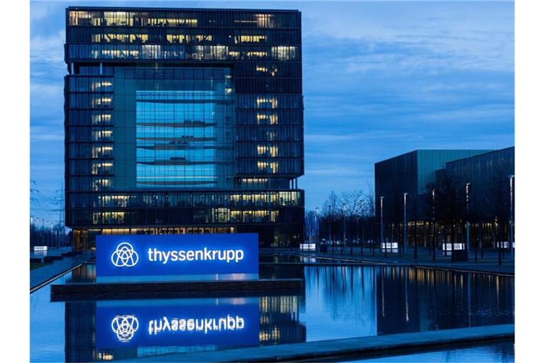 Die Konzernzentrale von Thyssenkrupp in Essen. Foto: Rolf Vennenbernd/dpa