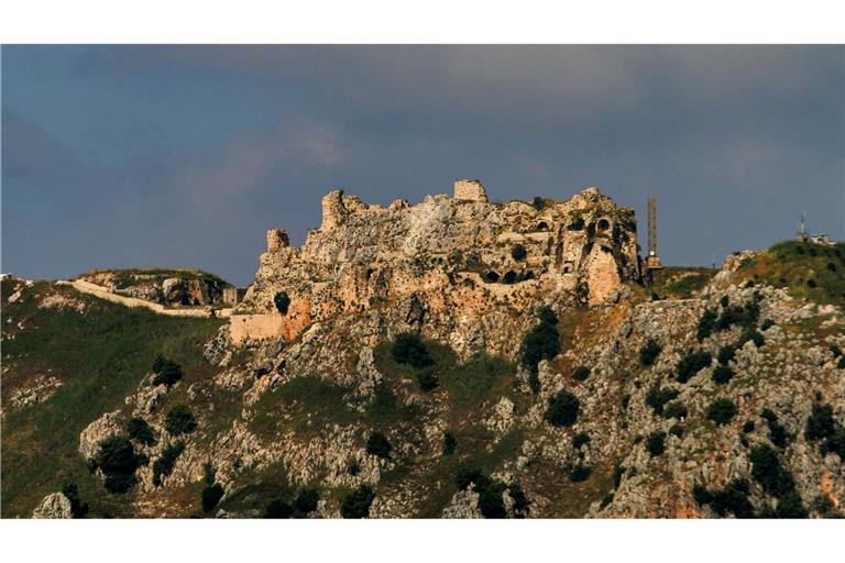 Die Kreuzritterfestung Beaufort, die israelische Soldaten eingenommen haben, liegt in der Nähe eines nordöstlichen Ausläufers der israelischen Grenze.