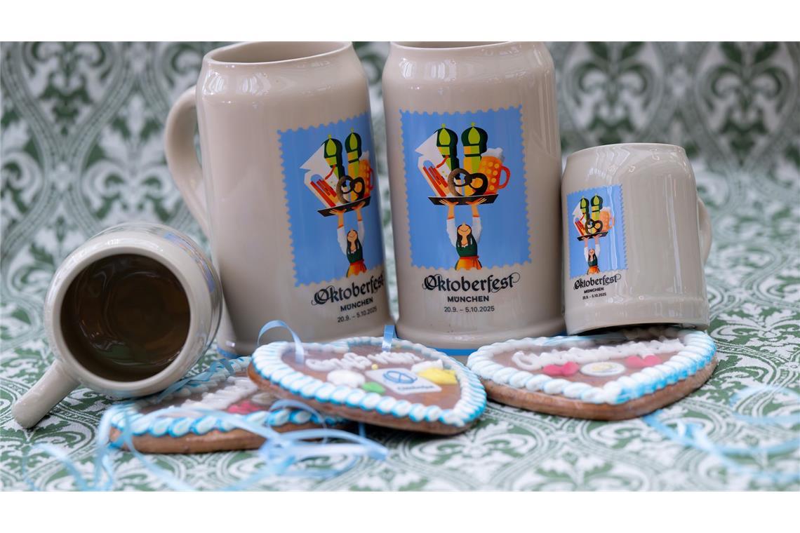 Maßkrug soll Hommage an Wiesn-Bedienungen sein Die Krüge sind auch Sammlerstücke.