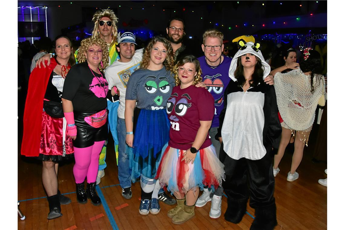 Die legendäre Blau-Weiß-Party des TV Sulzbach/Murr in der Festhalle. Eine ausgel...