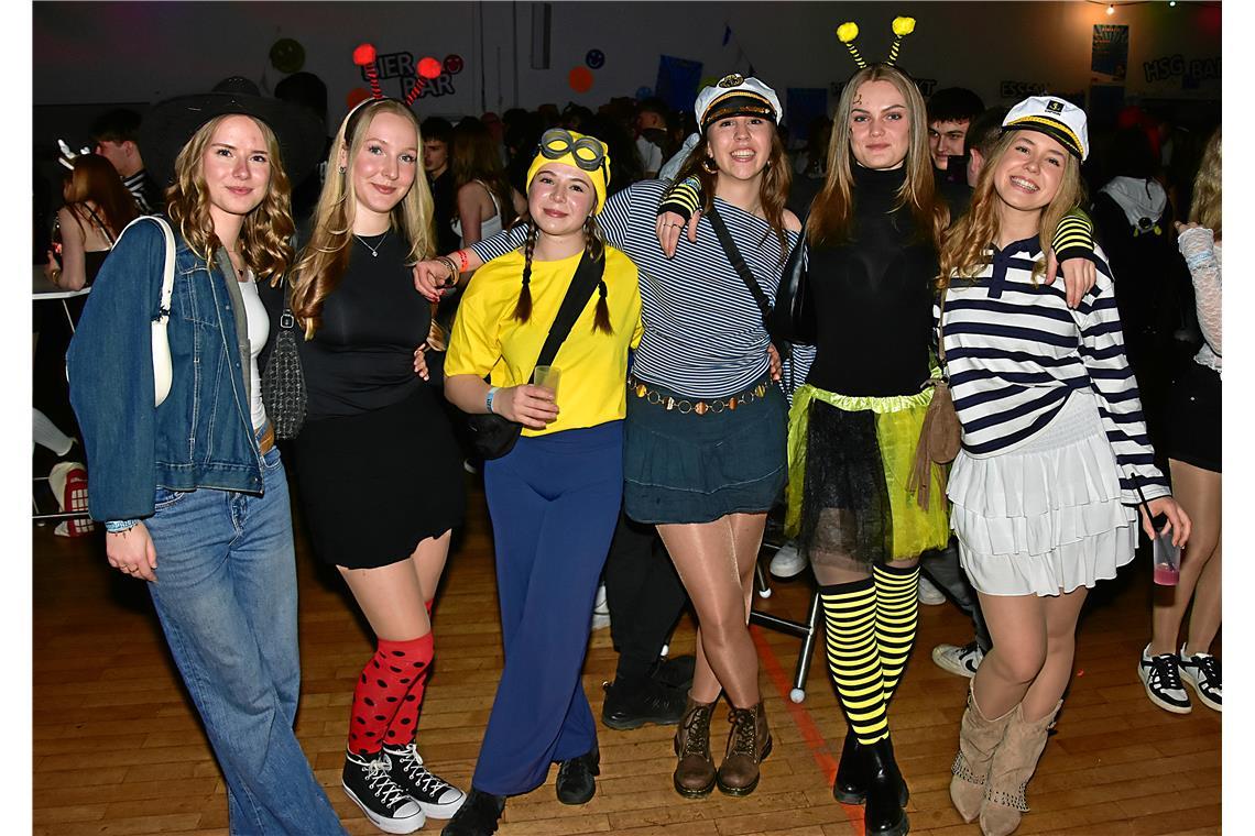 Die legendäre Blau-Weiß-Party des TV Sulzbach/Murr in der Festhalle. Eine ausgel...