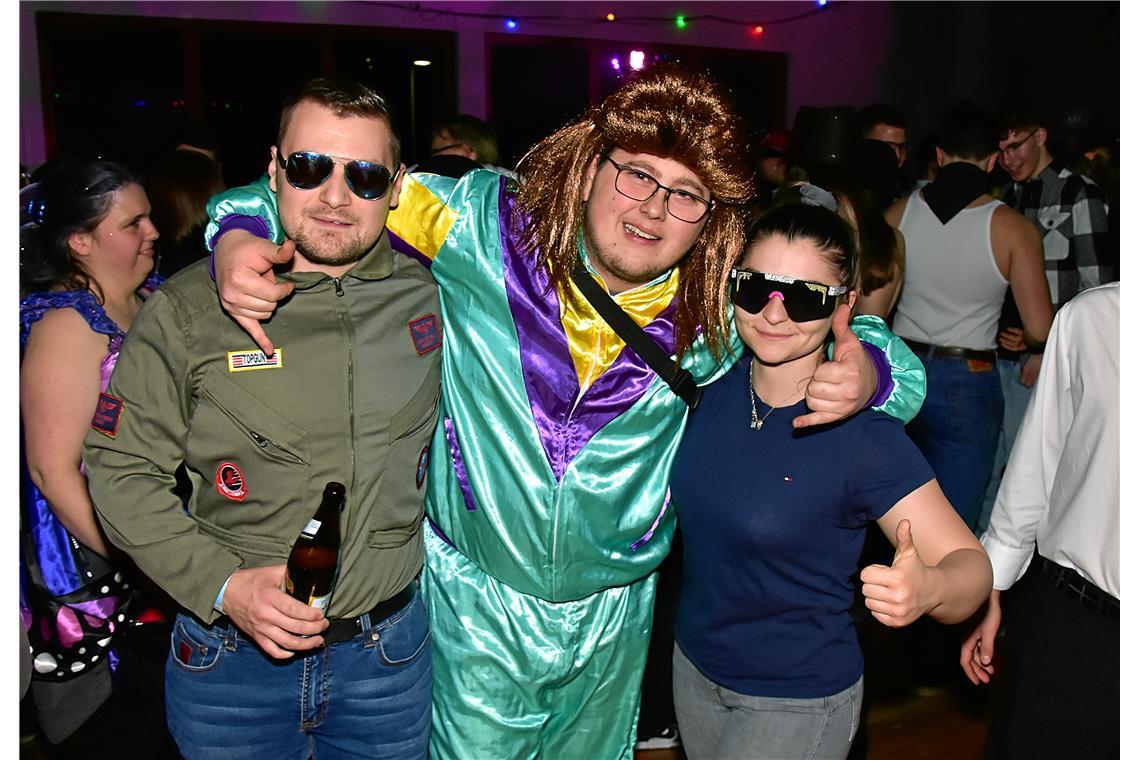 Die legendäre Blau-Weiß-Party des TV Sulzbach/Murr in der Festhalle. Eine ausgel...