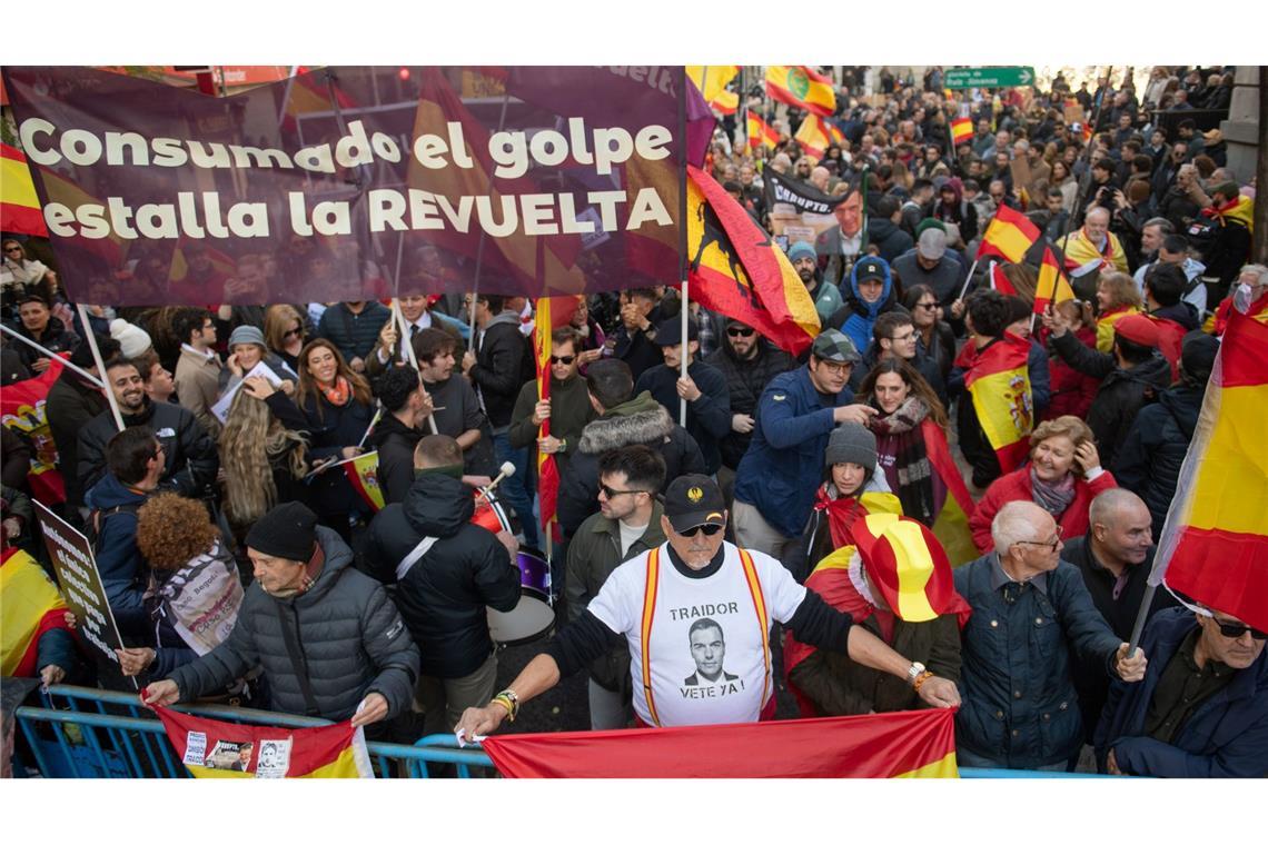 Die linke Minderheitsregierung gerät zunehmend unter Druck.