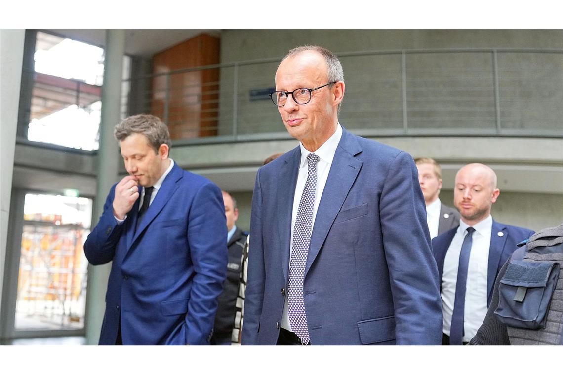 Diese sieben Merkmale zeichnen die Merz-Minister aus Die Männer im Merz-Kabinett sind im Schnitt knapp 58 Jahre alt, die Frauen 48 Jahre.