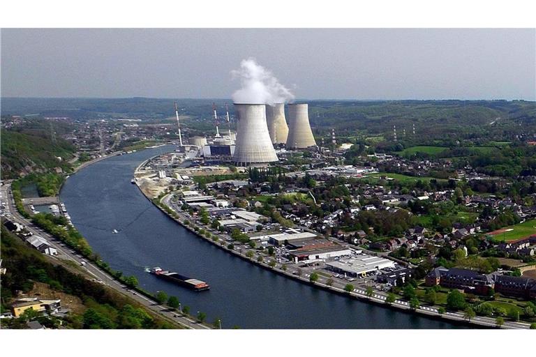 Die Meiler sollen länger laufen, als bisher geplant: das belgische Atomkraftwerk Tihange.