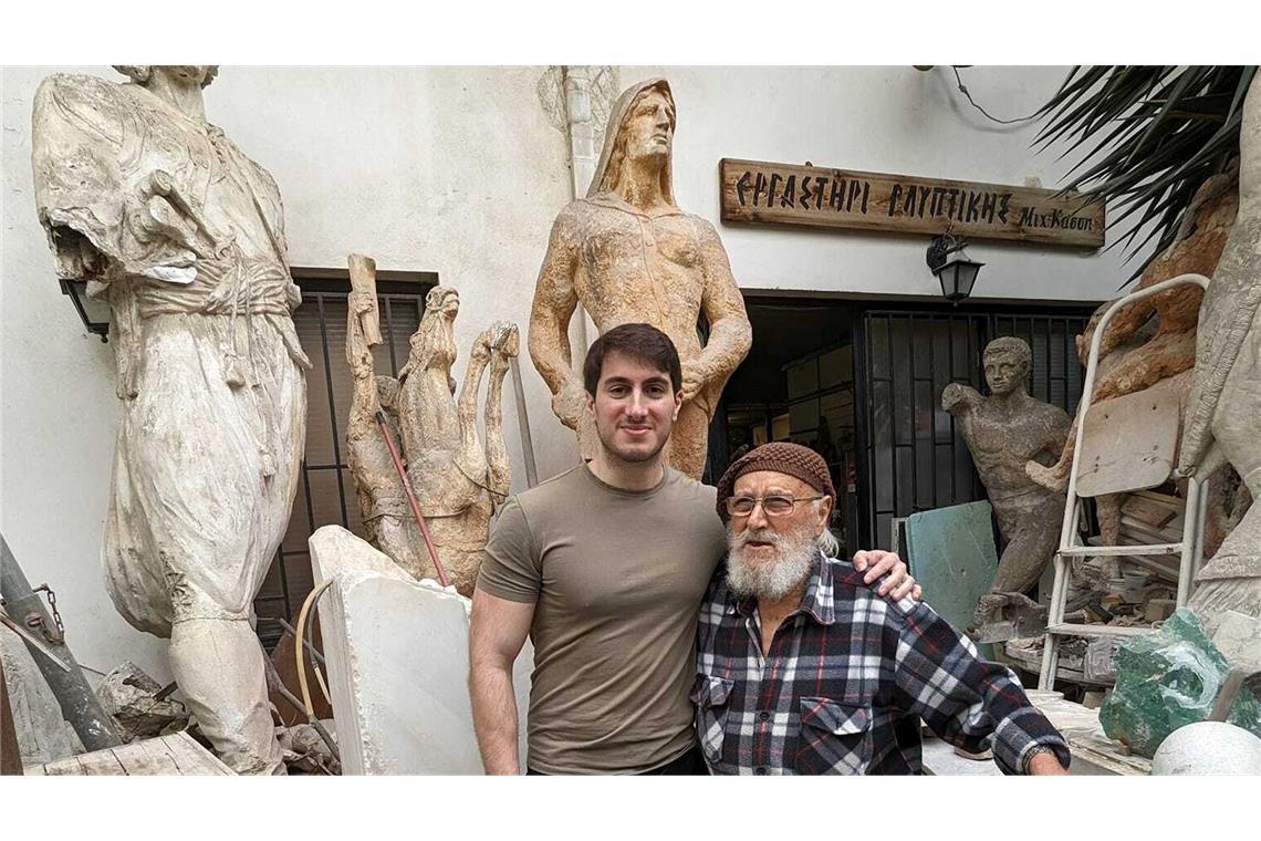 Die meisten heute lebenden Manionten stammen in väterlicher Linie von Bewohnern der Region im 4. bis 8. Jahrhundert ab.