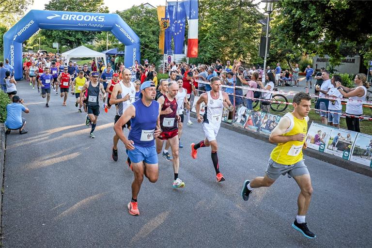Die meisten Läufer haben das Hauptrennen über zehn Kilometer in Angriff genommen. Foto: Alexander Becher