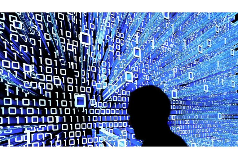 Die Menschen in Deutschland nutzen immer häufiger Anwendungen Künstlicher Intelligenz.