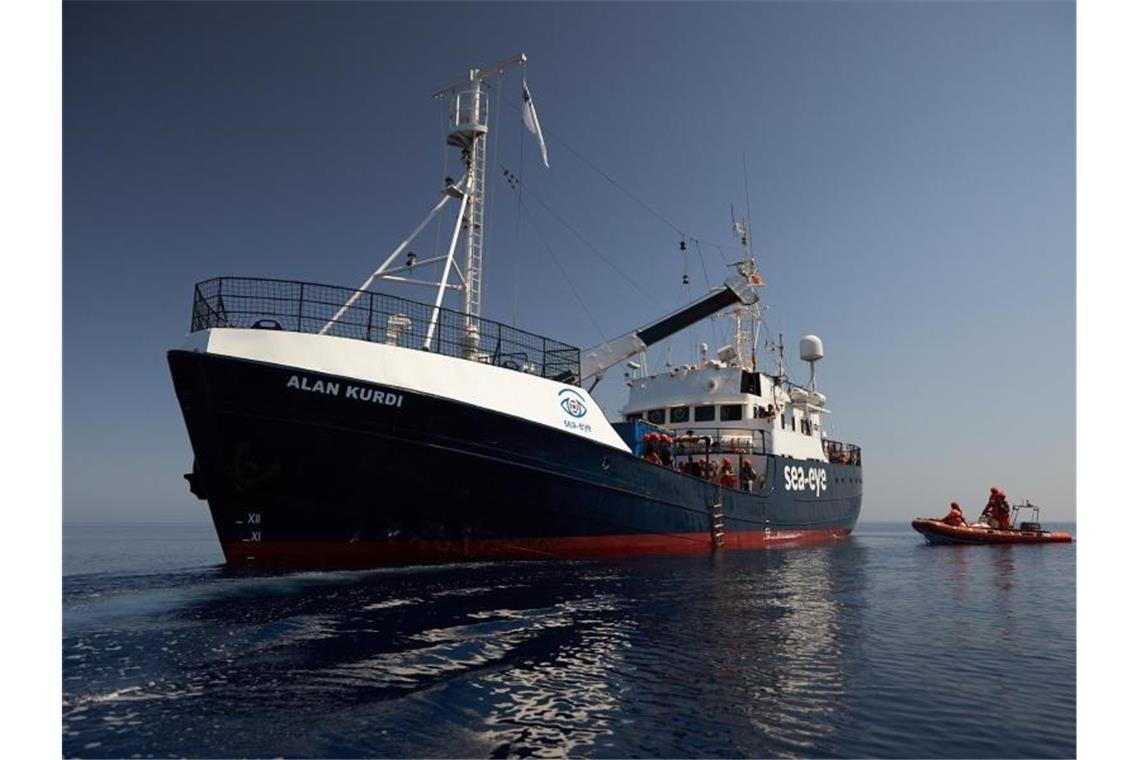 Lösung für Rettungsschiff „Alan Kurdi“ Die Migranten, die von der „Alan Kurdi“ aufgenommen wurden, werden auf verschiedene EU-Länder verteilt. Foto: Fabian Heinz/Sea-Eye