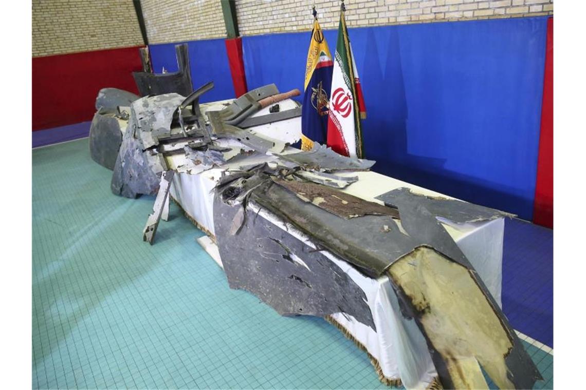 Die mutmaßlichen Überreste der abgeschossenen US-Drohne. Foto: Meghdad Madadi/Tasnim News Agency/AP