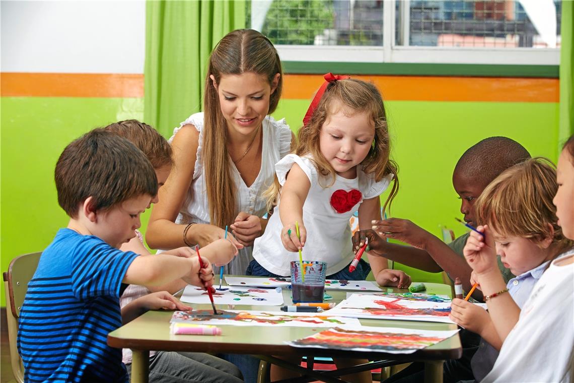 Im Kindergartenbereich fehlen Plätze Die Nachfrage für Betreuungsplätzen ist kaum kalkulierbar. Symbolfoto: Robert Kneschke/Stock.adobe.com