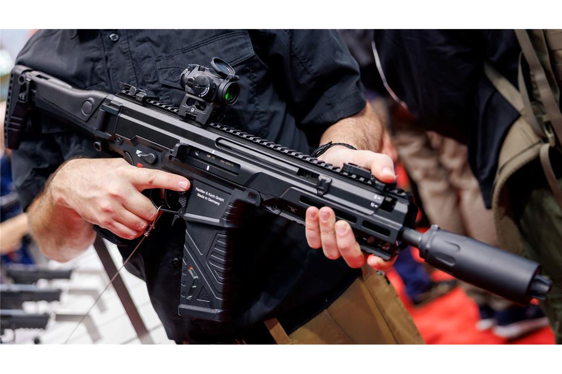 Heckler & Koch verstärkt seine Investitionen Die Nachfrage nach Waffen von Heckler & Koch ist gestiegen.