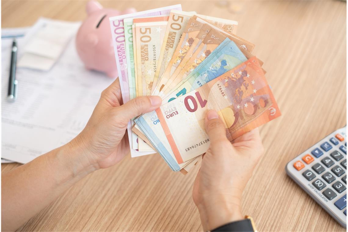 Wann kommt das Geld endlich? Die Nachzahlung soll mit einem der nächsten Gehälter überwiesen werden.