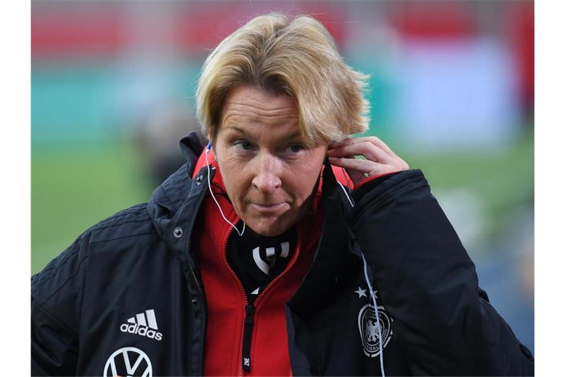 Das bringt die Fußball-Woche Die Nationaltrainerin Martina Voss-Tecklenburg gibt am Dienstag den Kader für das Vier-Nationen-Turnier bekannt. Foto: Swen Pförtner/dpa