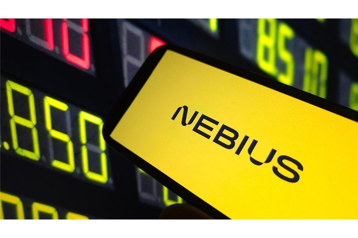 Warum steigt die Nebius-Aktie? Die Nebius-Aktie legt über 40 % zu. Grund ist ein Milliardenvertrag mit Microsoft über KI-Rechenleistung. Alle Hintergründe zum Kursanstieg.